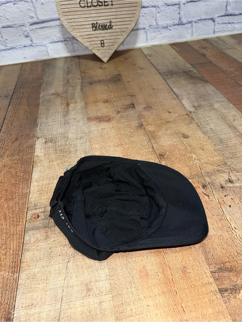 Nike 5 Panel Featherlight Black Dri Fit Swoosh Logo Adjustable Cap Hat Pre owned